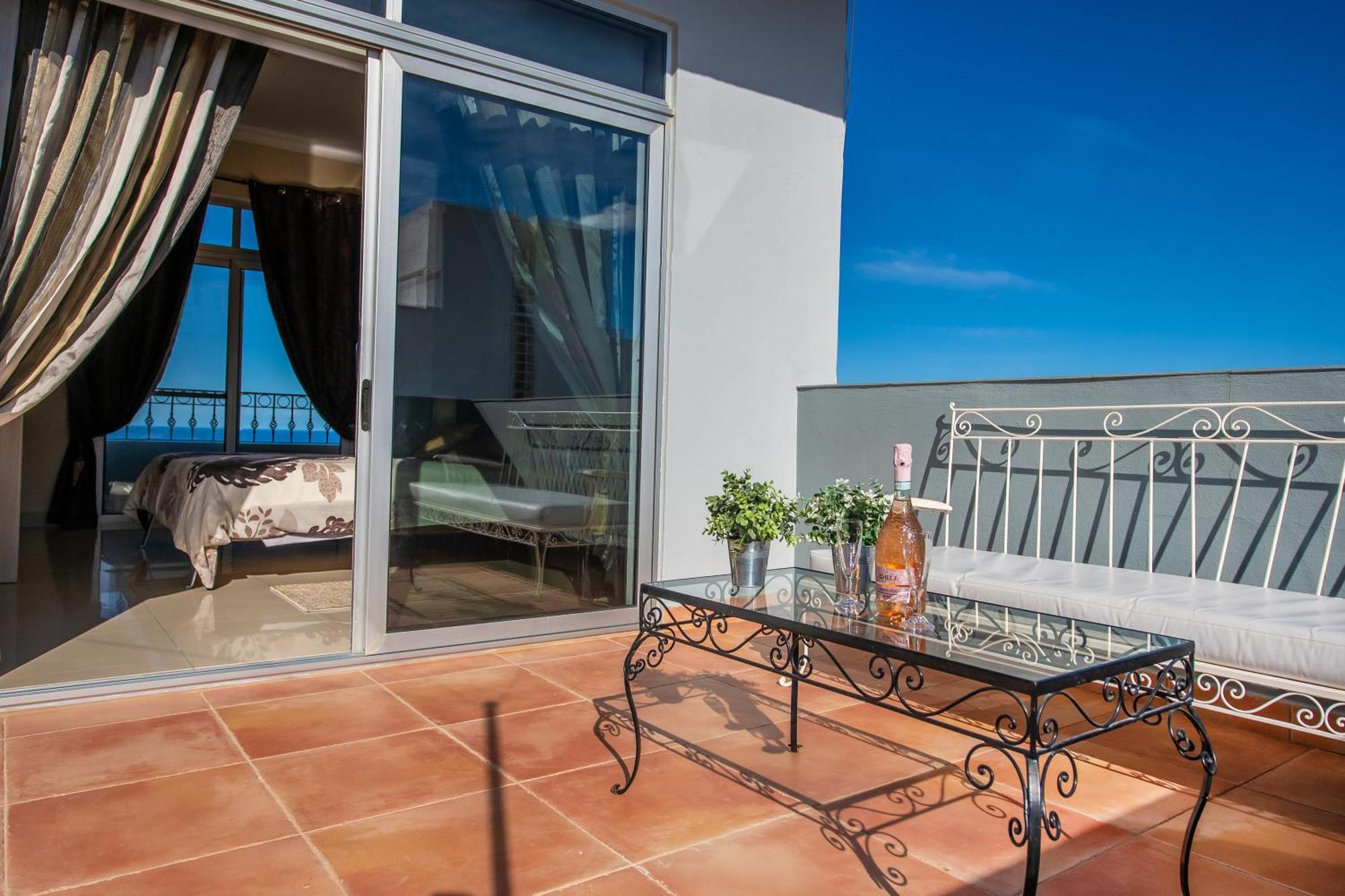 Francis Flats Modern Penthouse Mellieha Exterior foto