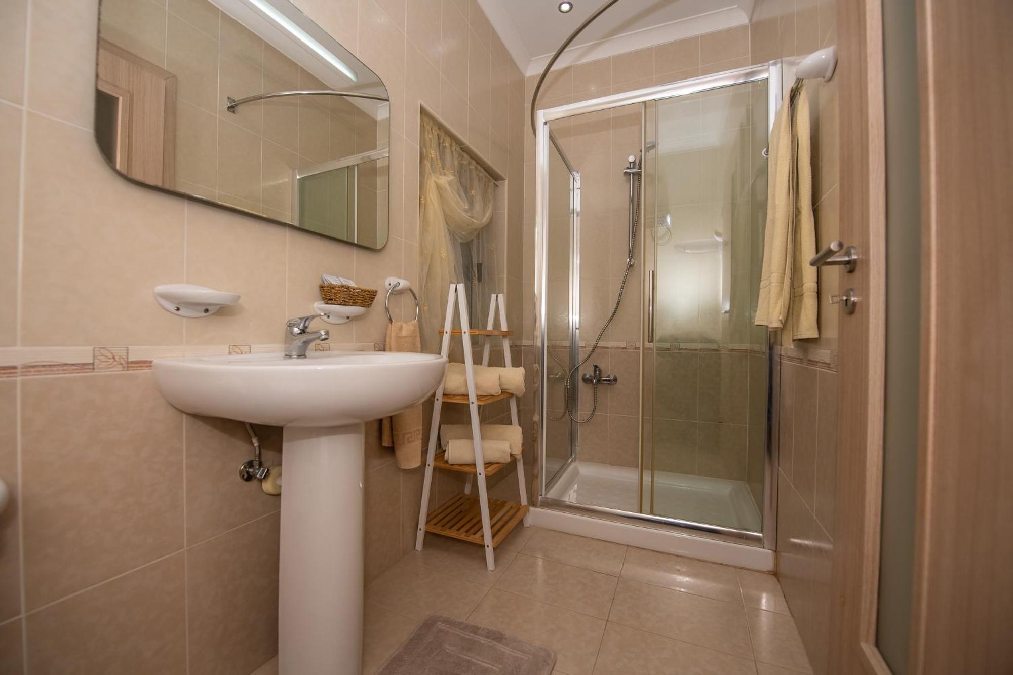 Francis Flats Modern Penthouse Mellieha Exterior foto