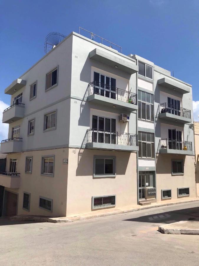 Francis Flats Modern Penthouse Mellieha Exterior foto